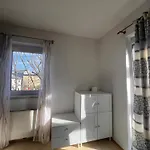 Cozy In Geidorf With Free Parking Apartman